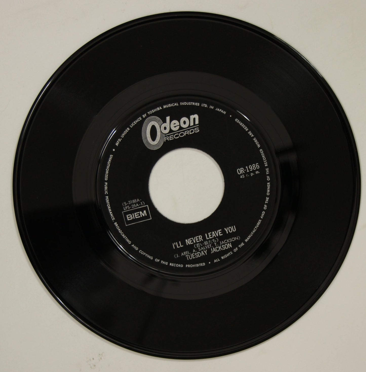 チューズデイ・ジャクスン,ザ・クルー / 若い狼たち,いとしのマリー